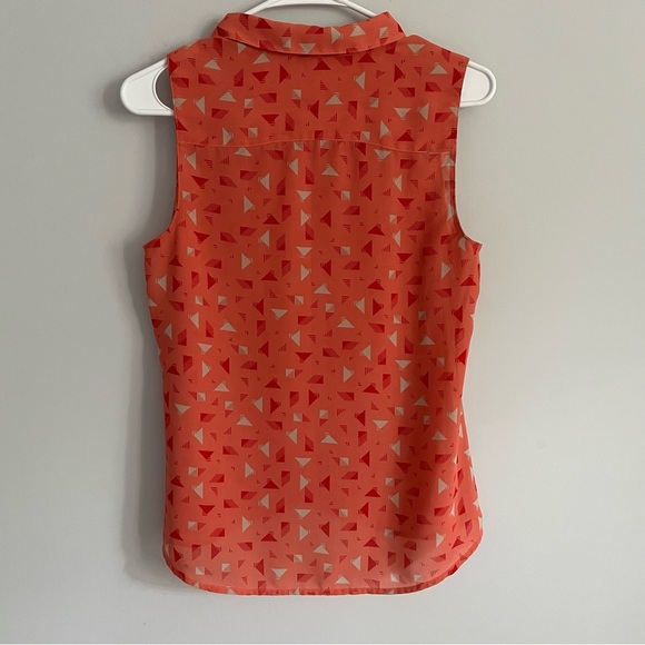 Halogen Pink and Red Geo Print Sheer Button Down Sleeveless Blouse - Picture 2 of 4